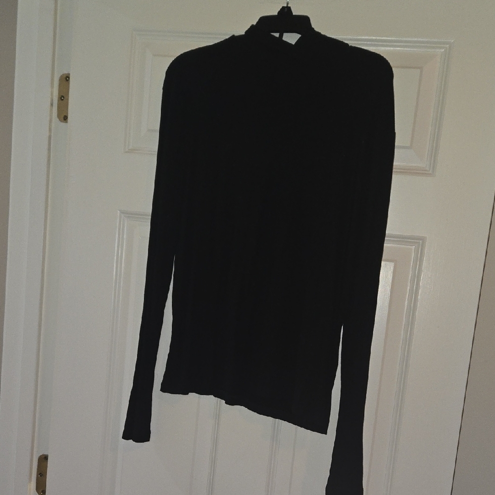 Chicwish Classic Black Long Sleeve Tee